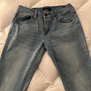 Aeropostal Flex Effects Skinny men’s jeans.